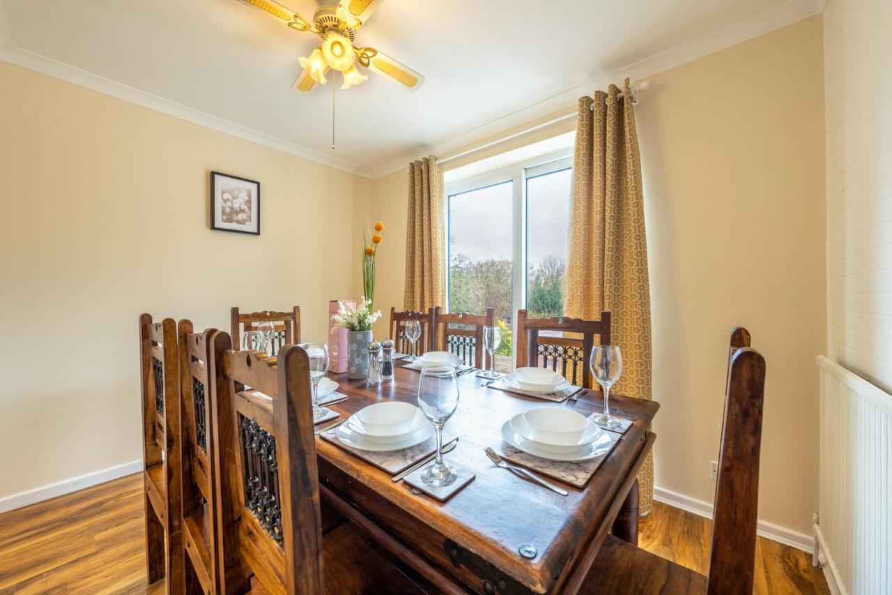 Pierocks Carver Entire House, Hot Tub & Wifi High Wycombe Luaran gambar